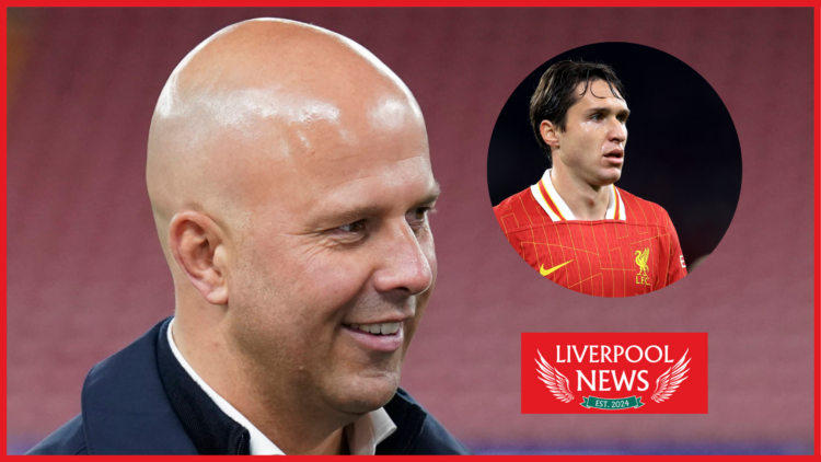 Picture of Liverpool manager Arne Slot and Chiesa.