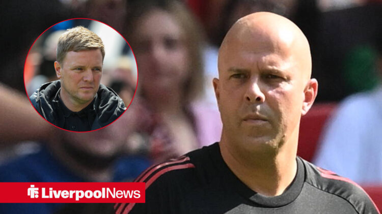 Eddie Howe looks sadly at Arne Slot.