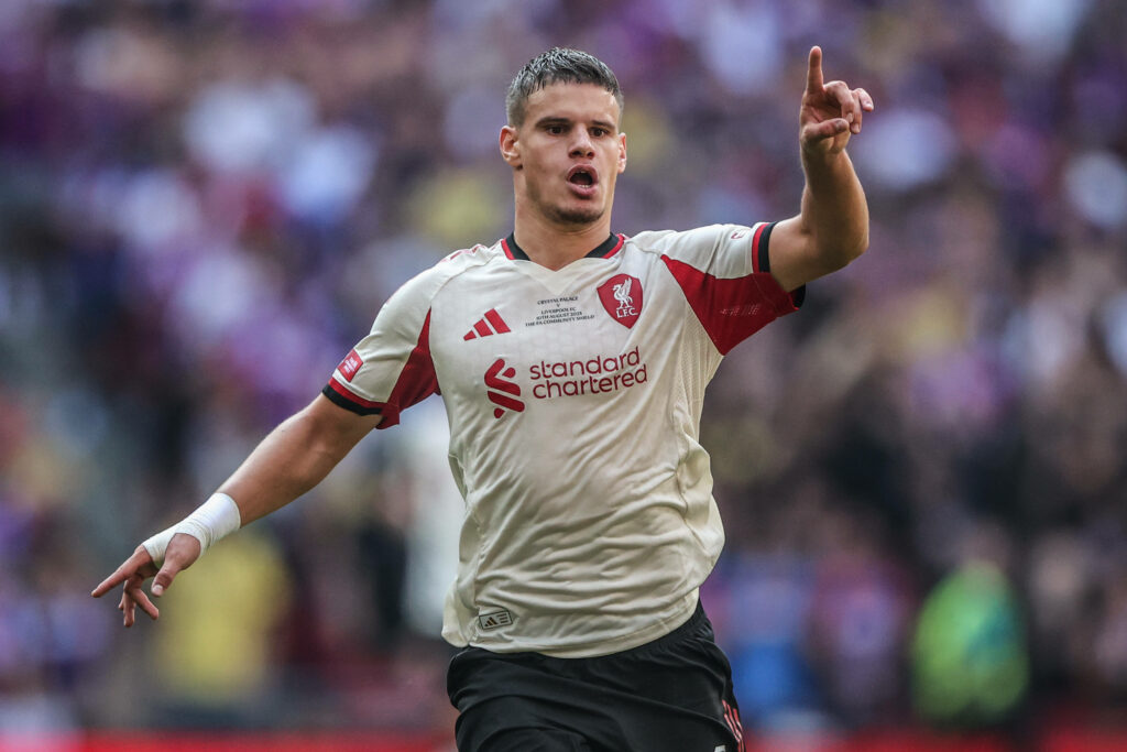 Milos Kerkez Liverpool
