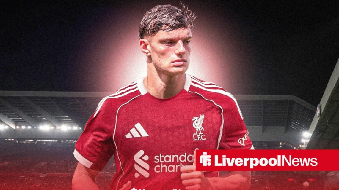 Giovanni Leoni in Liverpool kit