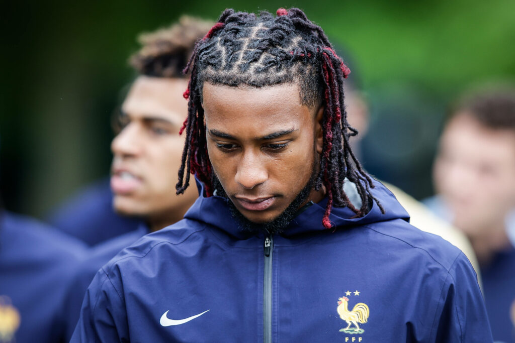 Michael Olise in France training gear