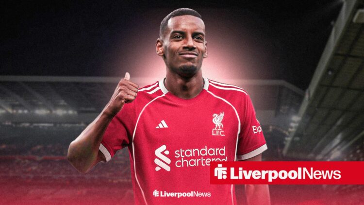 Alexander Isak in Liverpool home shirt
